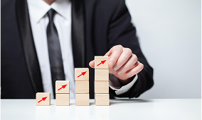   Team workload view highlighting assignments and capacity per member.